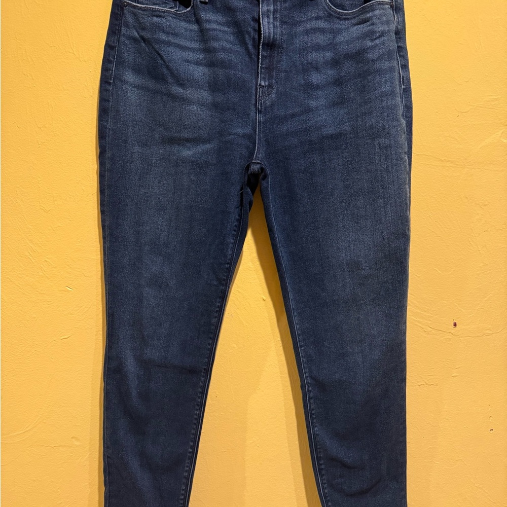 Hudson Barbara Straight Jeans